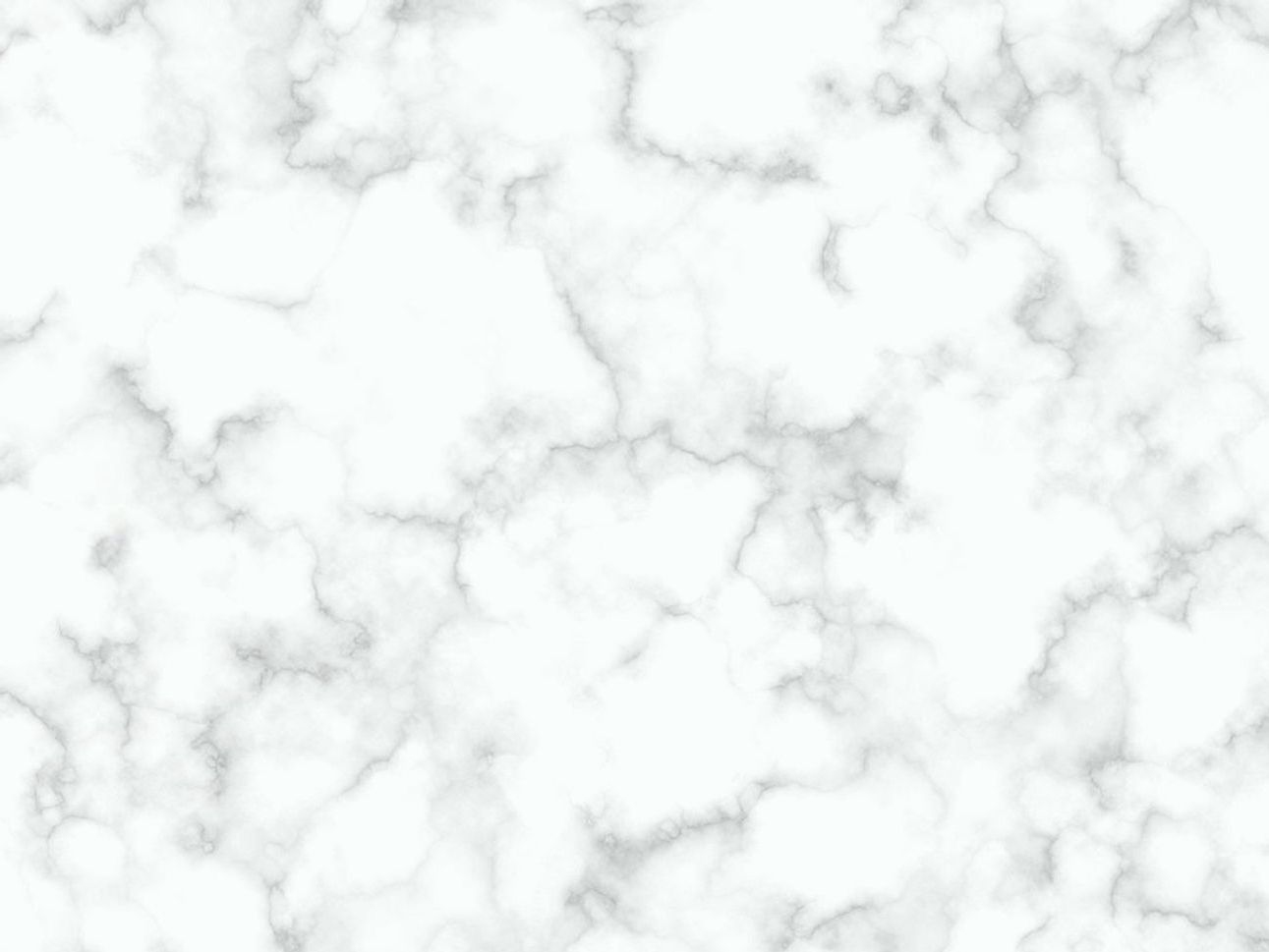 Antik tapınak sütunları altında geniş koyu manzara